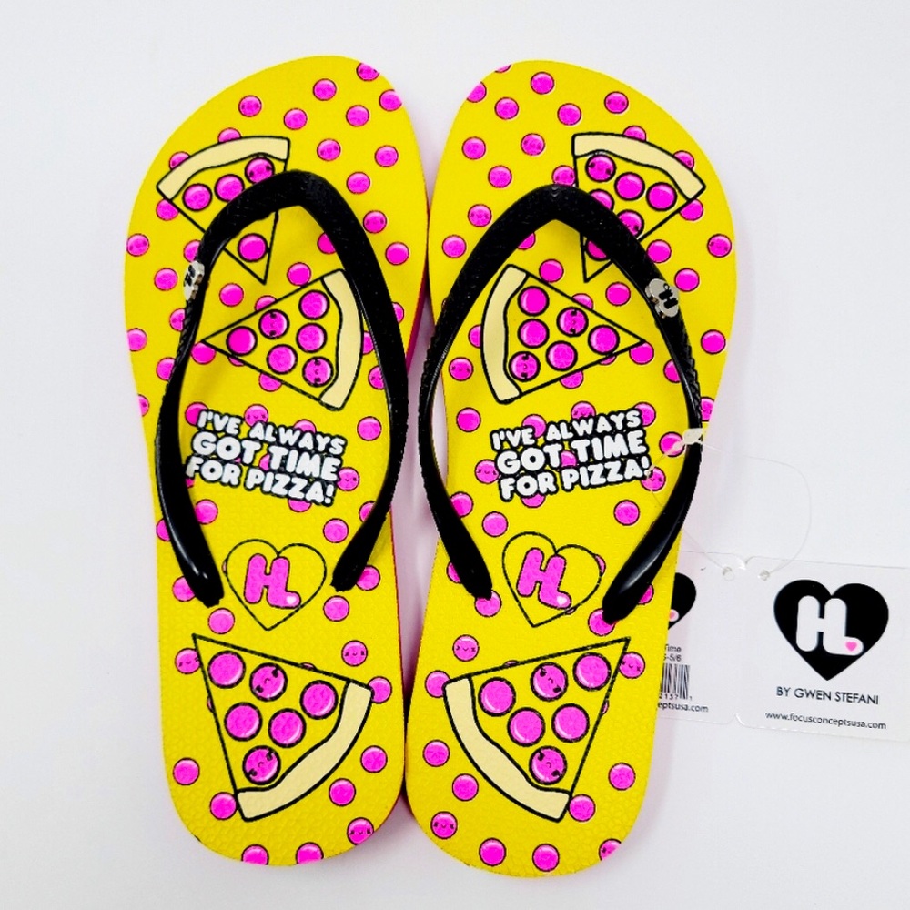 HARAJUKU LOVERS BY GWEN STEFANI FLIP-FLOPS 🩴